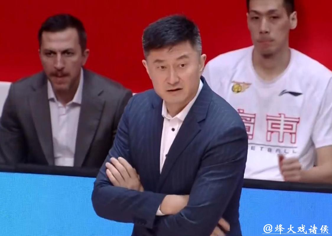 广东锋线外援受限,杜锋或失“争冠王牌”,广东男篮未来阵容存变数 广东锋线外援受限,杜锋或失“争冠王牌”,广东男篮未来阵容存变数